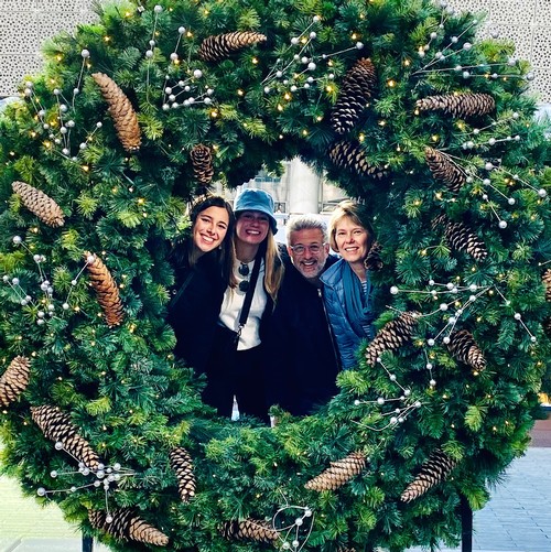 Jeff Cohn and family in a giant holiday wreath